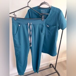 Figs Women's Teal Scrubs